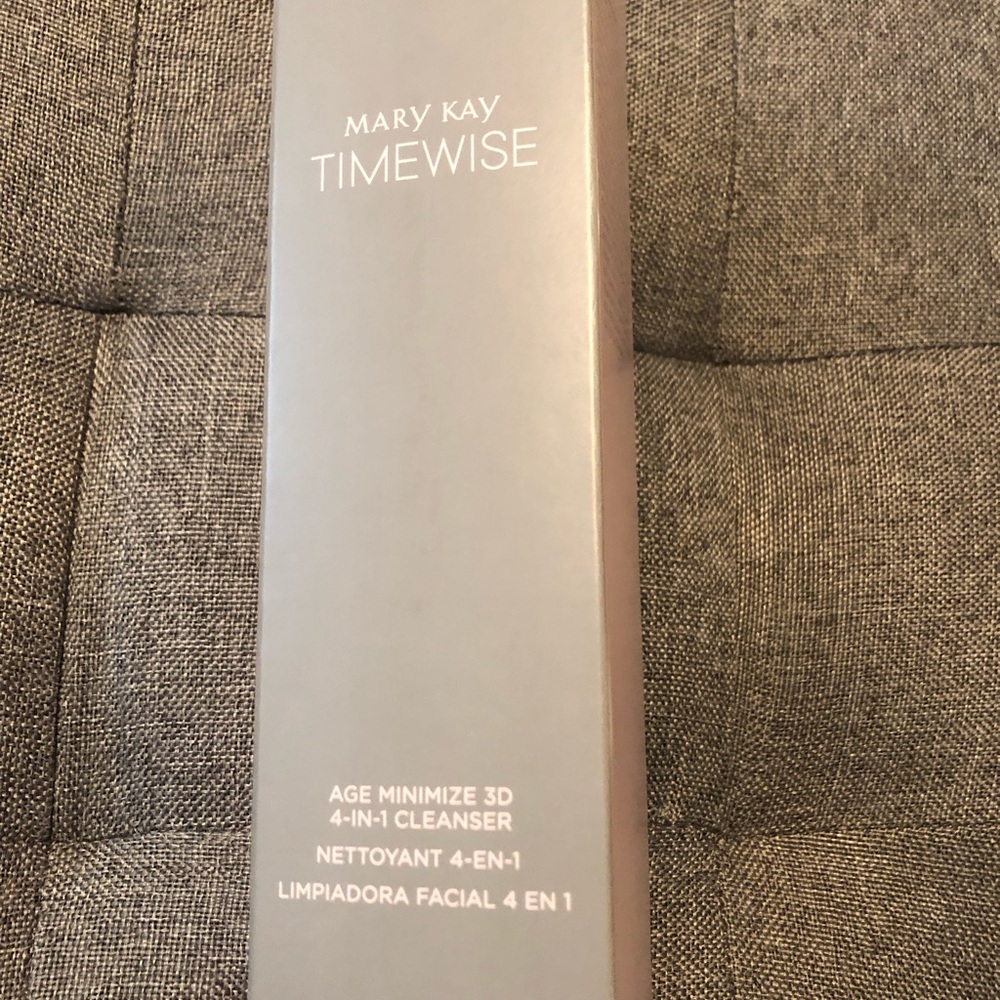 Mary Kay Timewise 4-in-1 Cleanser